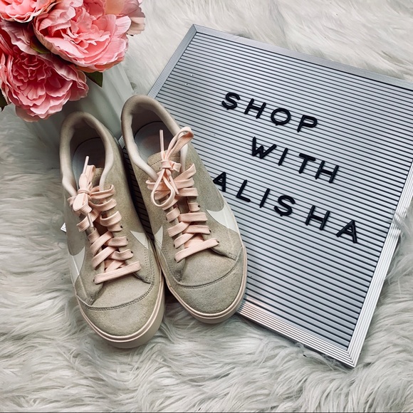 GUC Nike Blazer City Low LX in Guava Ice - Picture 2 of 5